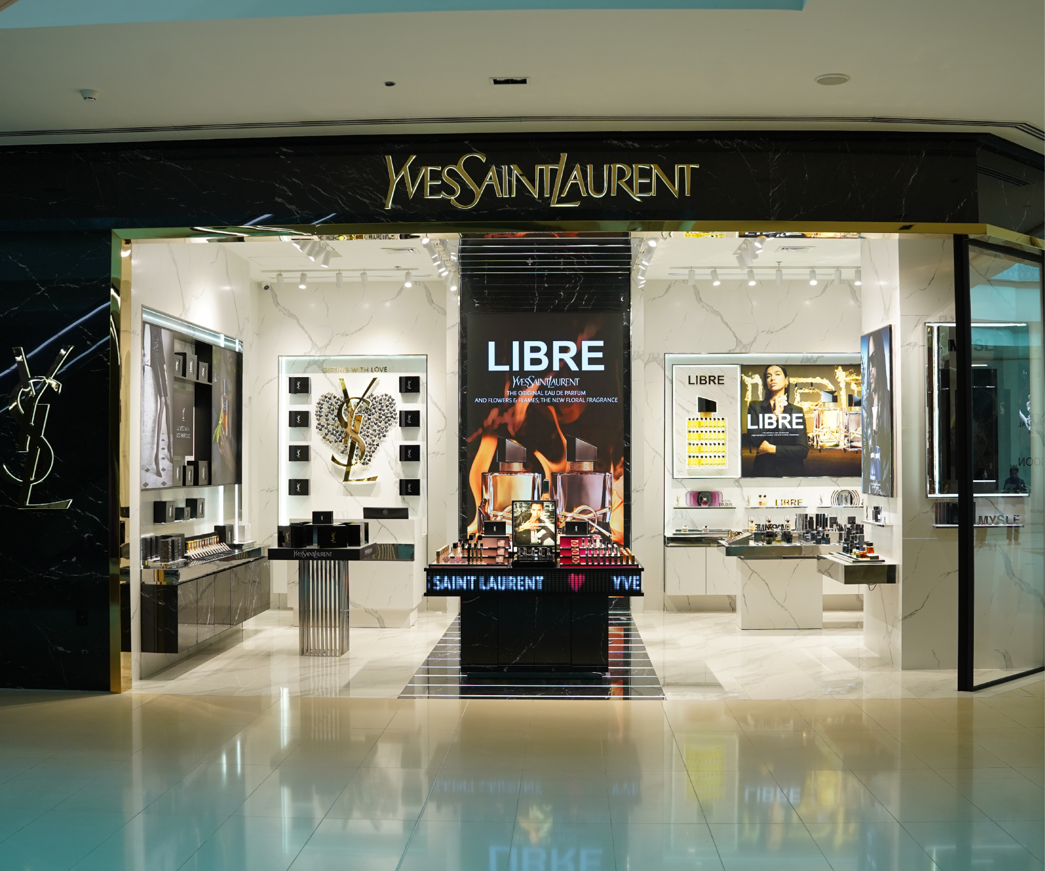 YvesSaintLaurent